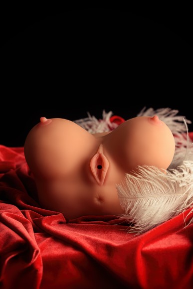 Мастурбатор реалистичный Грудь и Киска Kokos «Juliana Breast», с вибрацией и анусом, телесный 20 см